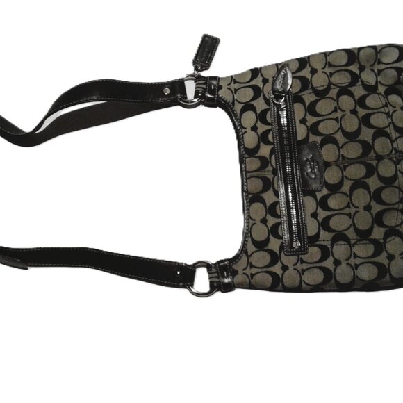 Coach Signature Canvas Leather Hobo Shoulder Bag grey color, Medium. - Picture 5 of 6